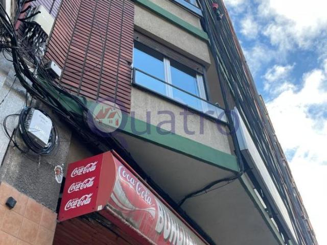 Local comercial de 200 metros en la Avenida Lancia 5