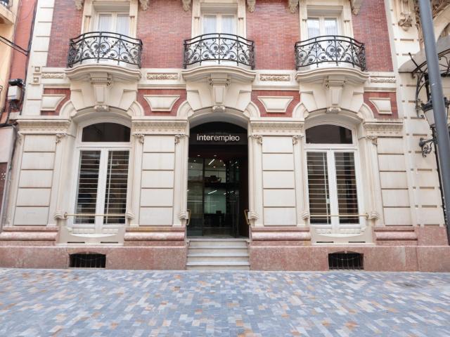 LOCAL COMERCIAL DE 237 M2 EN EL GRAN HOTEL DE CARTAGENA