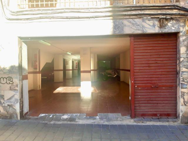 ¡LOCAL COMERCIAL DE 290M2 CERCANO A ZONA CENTRO DE ALICANTE!