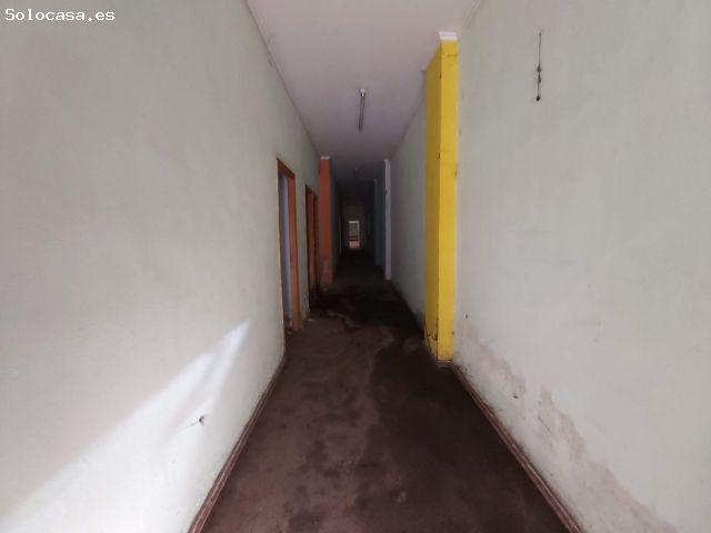Local comercial de 664 m2 en calle Sant Pere de Gandía