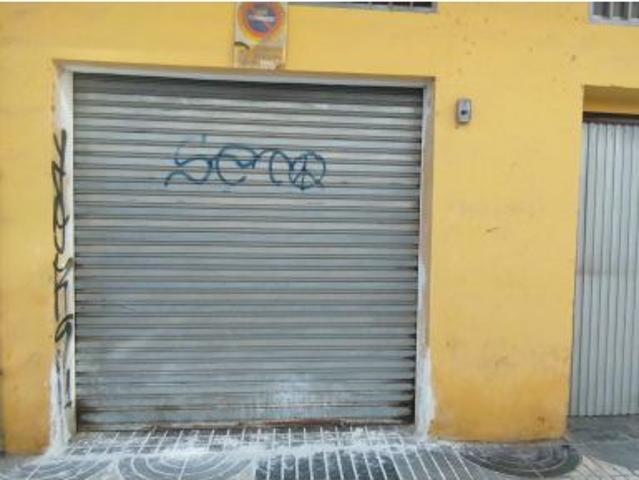 Local comercial de 68 m2 en Pintor Balaca