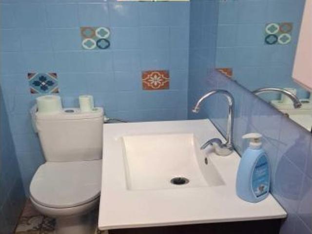 LOCAL COMERCIAL DE 77 m2 EN ZONA CÉNTRICO