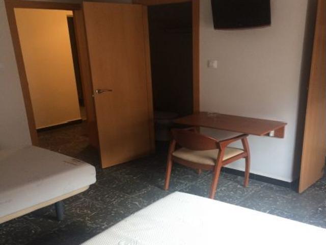 Local comercial destinado para Hostal en muy buena ubicación