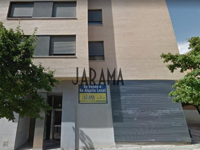 LOCAL COMERCIAL DIÁFANO EN ZONA INSTITUTO