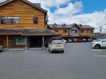 Local comercial disponble de inmediato en puerto varas | espacios por clf 33.00 en Puerto Varas