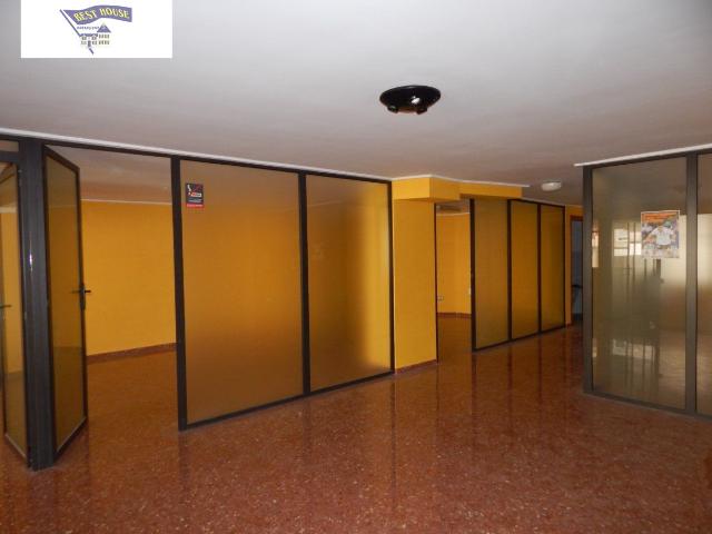 ¡LOCAL COMERCIAL ENTRESUELO EN ONTINYENT!