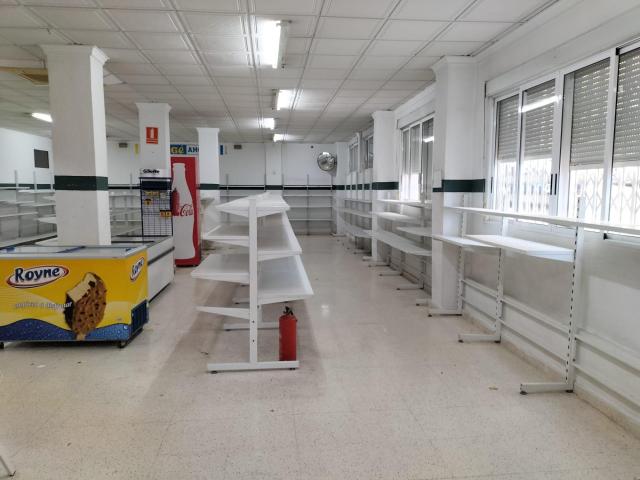 LOCAL COMERCIAL EN COX
