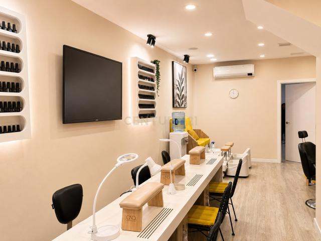 Local comercial en calle Endavallada de Sant Cugat