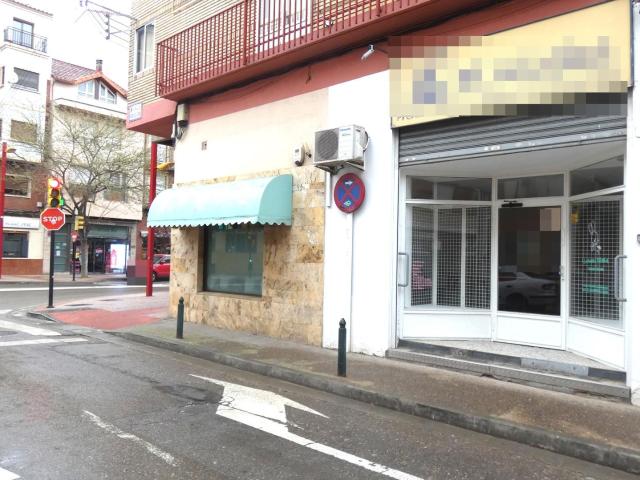 Local comercial en Casetas Zaragoza con Ref.: VL12262018
