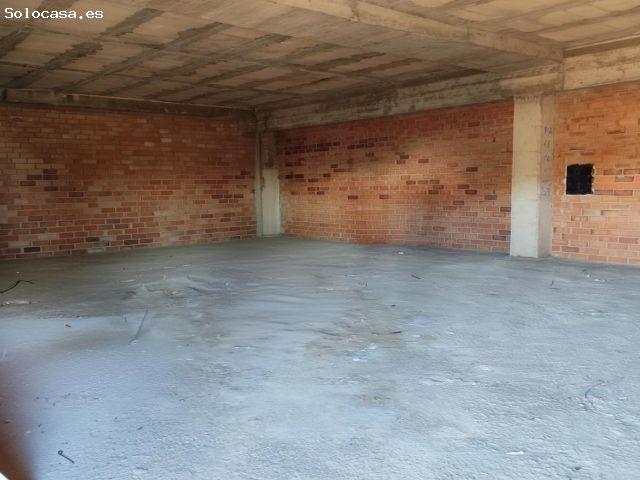 Local comercial en casines
