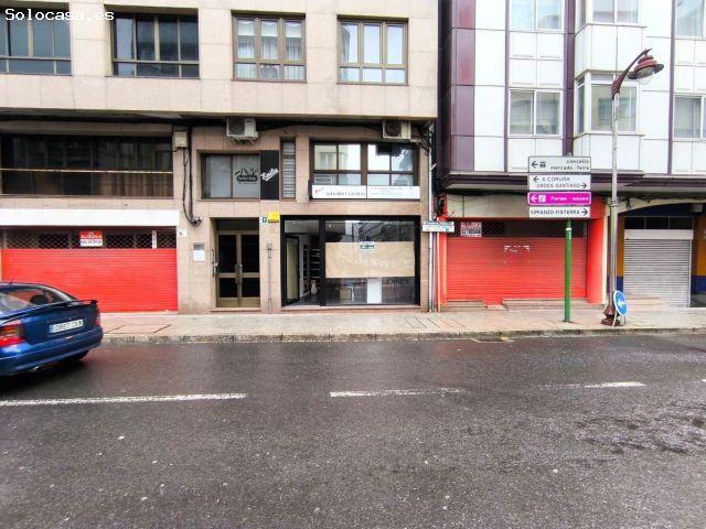 Local comercial en c/Fomento de Carballo