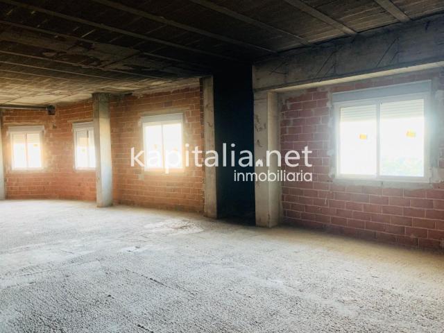 Local comercial en Albaida