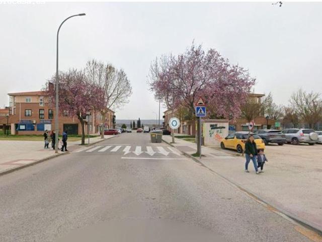 Local comercial en Alovera doble comunicacion