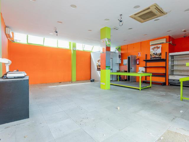 Local comercial en alquilar. Madrid