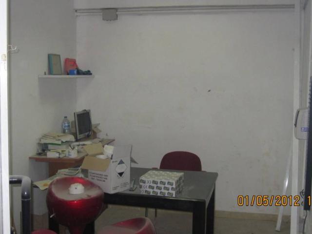 Local comercial en alquilar. Novelda