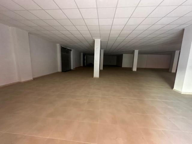 LOCAL COMERCIAL EN ALQUILER