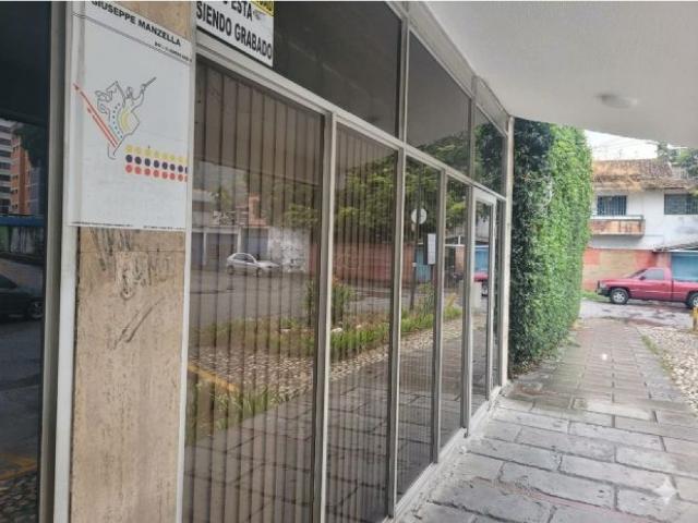 LOCAL COMERCIAL EN ALQUILER