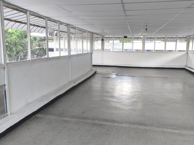 Local comercial en alquiler