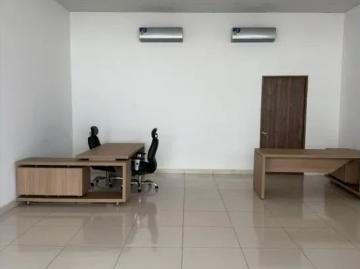 Local Comercial en Alquiler Centennial Plaza