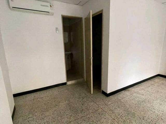 LOCAL COMERCIAL EN ALQUILER DE 38 M² / URB. COL BELLO MONTE