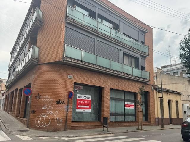 Local comercial en Alquiler en Col.legis Nous