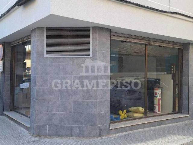 Local comercial en Alquiler en Col.legis Nous