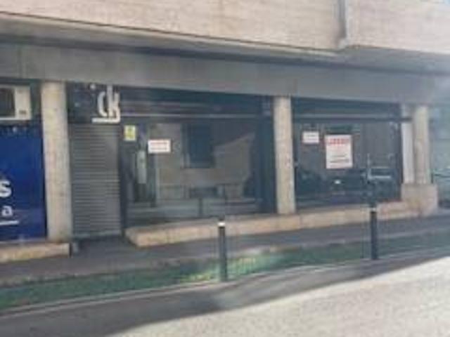 Local comercial en Alquiler en Ca n'Aurell