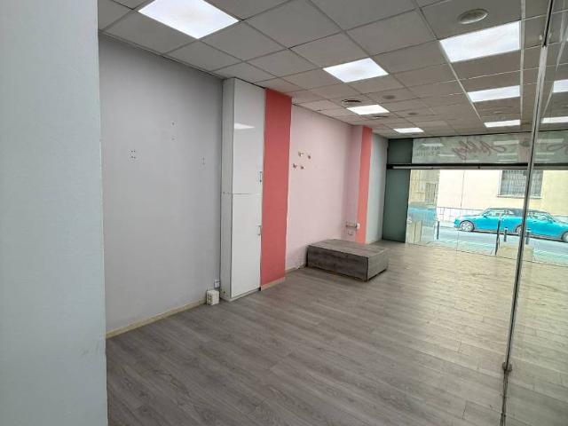 Local comercial en Alquiler en Ca n'Aurell