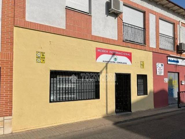 Local comercial en alquiler en Cabanillas Del Campo