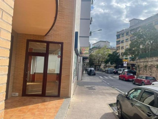 Local comercial en alquiler en Cáceres, Centro