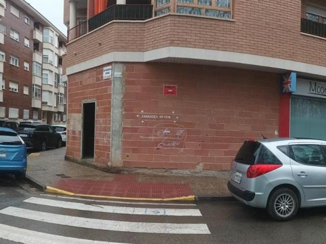 Local comercial en alquiler en Calatayud, Calle Vía Dueville, 50300