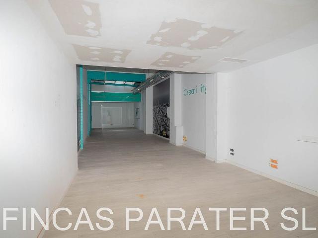 Local comercial en alquiler en calle Casanova, Barcelona, de 110 m² 1 habitación por 1.300