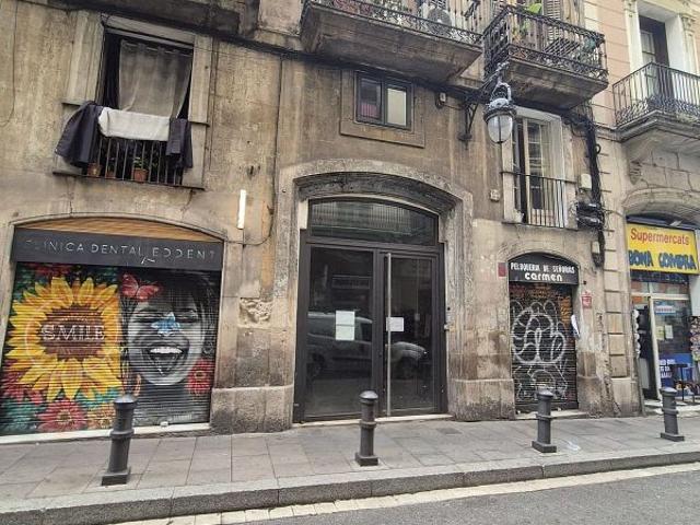 Local comercial en alquiler en calle Ample, Barcelona, de 42 m² 3 habitaciones por 890