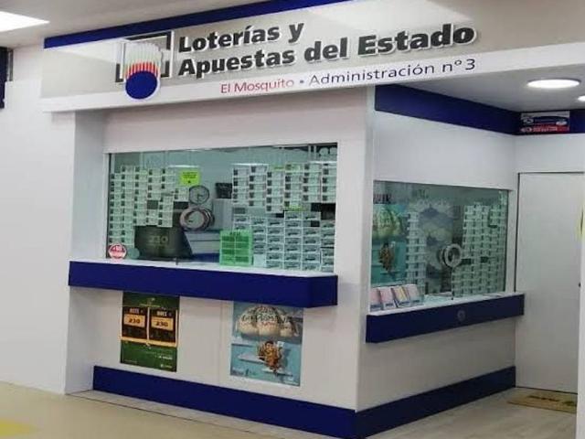 Local comercial en alquiler en calle Afores, Sant Feliu de Guíxols, de 50 m² 2 habitaciones por 1.200