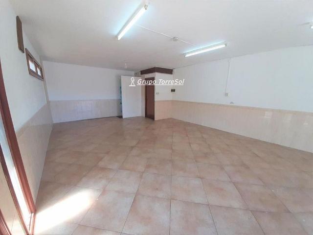 Local comercial en alquiler en calle Alt de Sant Pere, Torredembarra, de 73 m² 1 habitación por 390