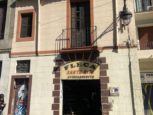 Local comercial en alquiler en calle Gran de Gràcia, Barcelona, de 170 m² 2 habitaciones por 2.500