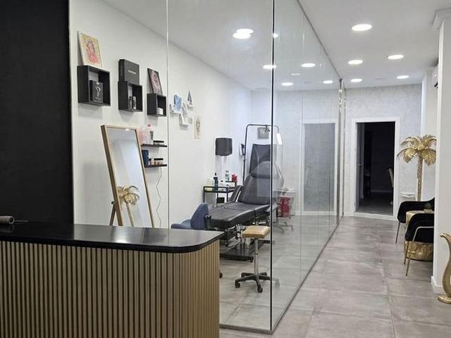 Local comercial en alquiler en calle Gran de Sant Andreu, Barcelona, de 36 m² 1 habitación por 663