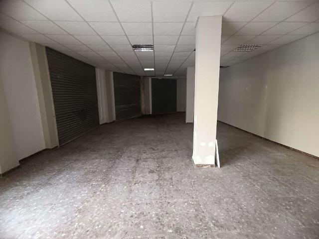 Local comercial en alquiler en calle D'antoni de Bofarull, Reus, de 126 m² 1 habitación por 1.200