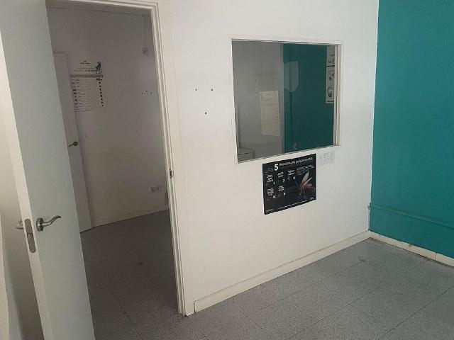 Local comercial en alquiler en calle D'arcadi Balaguer, Castelldefels, de 120 m² 1 habitación por 900