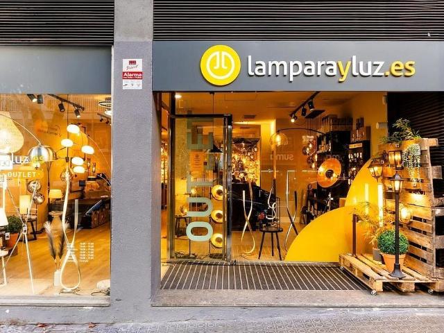 Local comercial en alquiler en calle D'aribau, Barcelona, de 425 m² 1 habitación por 4.500