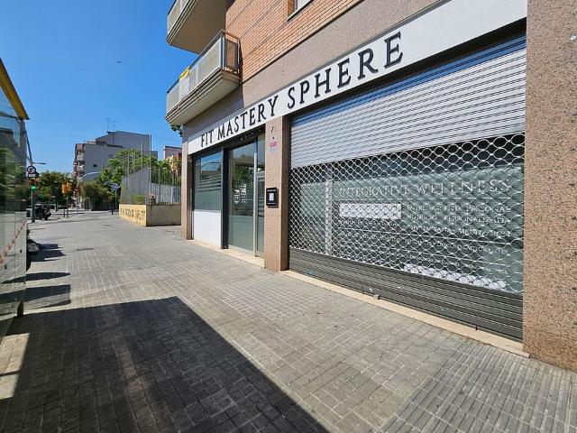 Local comercial en alquiler en calle De Concepción Arenal, Barcelona, de 282 m² 10 habitaciones por 2.423