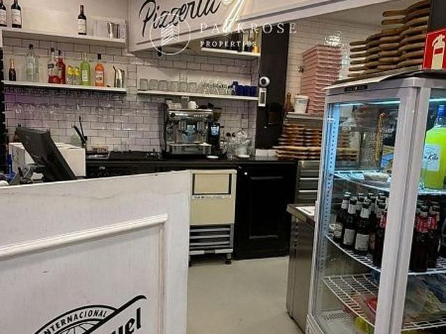 Local comercial en alquiler en calle De Còrsega, Barcelona, de 80 m² por 1.900