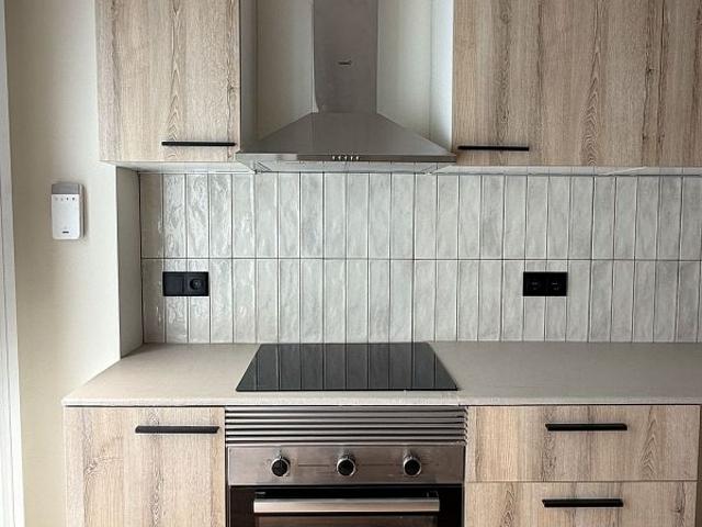 Local comercial en alquiler en calle De Calderón de la Barca, Barcelona, de 23 m² 3 habitaciones por 1.000