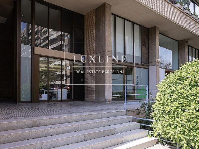 Local comercial en alquiler en calle De Bori i Fontestà, Barcelona, de 92 m² 3 habitaciones por 2.600
