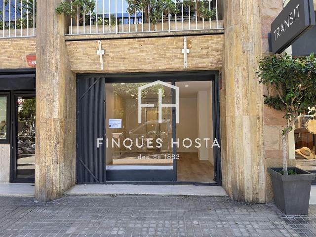 Local comercial en alquiler en calle De Bori i Fontestà, Barcelona, de 30 m² por 1.500