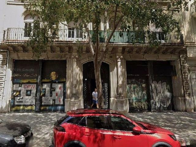 Local comercial en alquiler en calle De Bailèn, Barcelona, de 1.216 m² por 7.900
