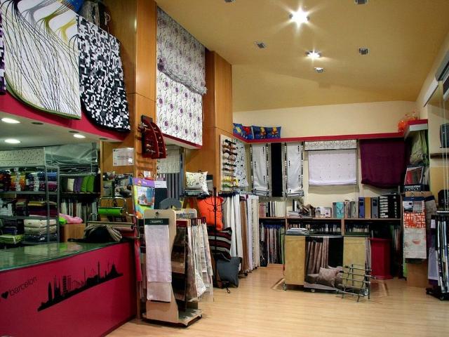 Local comercial en alquiler en calle De Bilbao, Barcelona, de 112 m² 4 habitaciones por 2.500