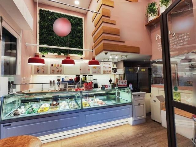 Local comercial en alquiler en calle De Gràcia, Barcelona, de 48 m² 1 habitación por 2.100