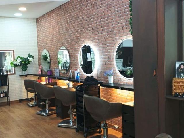 Local comercial en alquiler en calle De Floridablanca, Barcelona, de 92 m² 6 habitaciones por 1.340