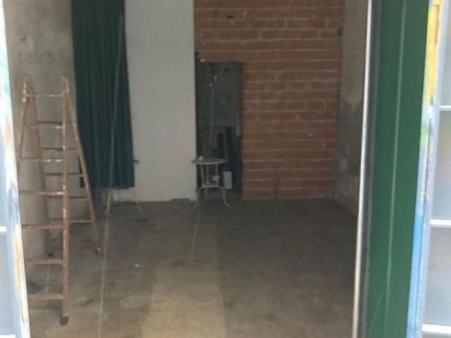 Local comercial en alquiler en calle De Joaquín Costa, Barcelona, de 27 m² 2 habitaciones por 1.200